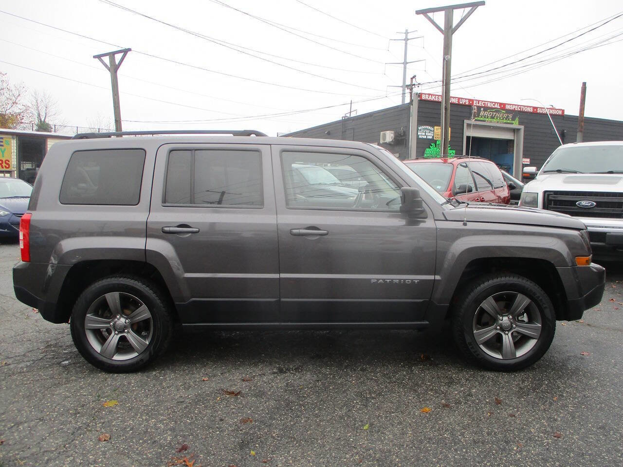 Used 2015 Jeep Patriot High Altitude image 5