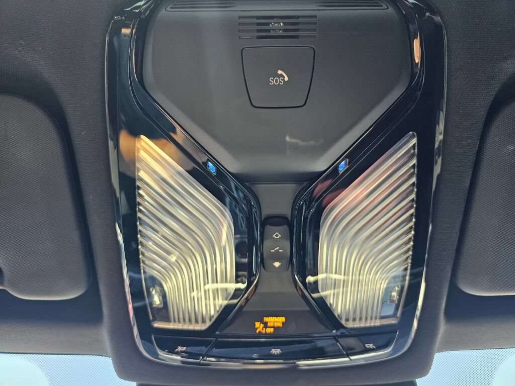 Used 2024 BMW X6 xDrive40i AWD/4WD image 34
