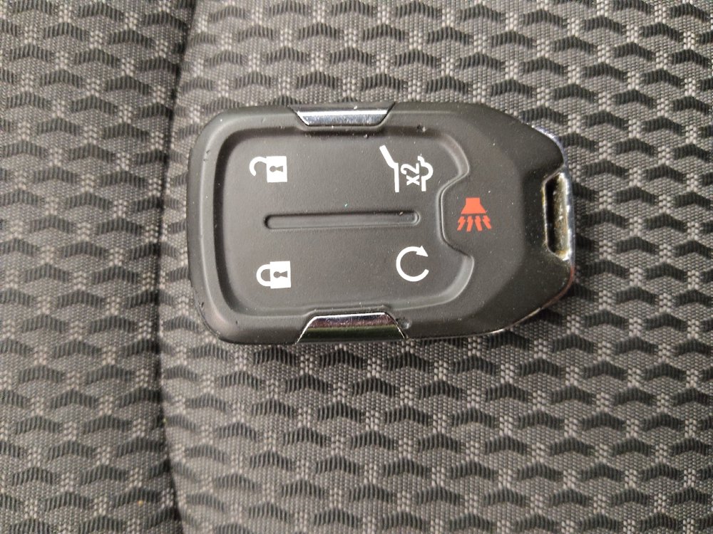Used 2023 GMC Terrain SLE w/ Driver Convenience Package image 32