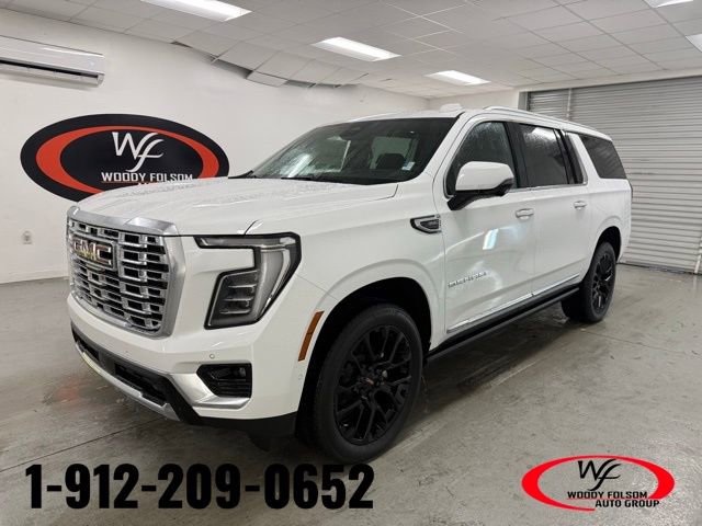 New 2026 GMC Yukon XL Denali w/ Sun & Power Step Package