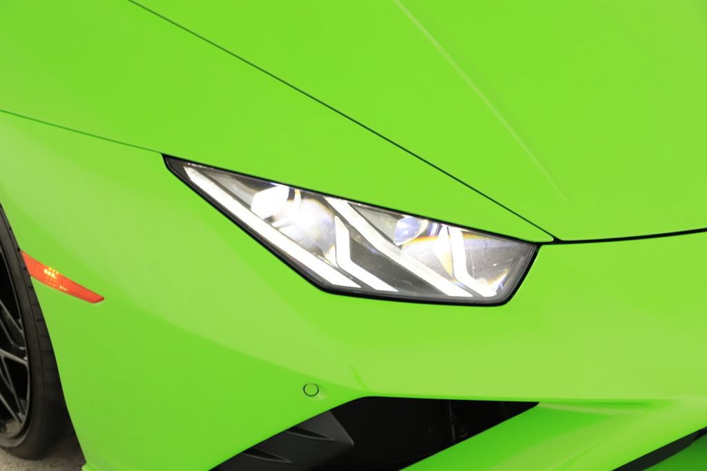Used 2022 Lamborghini Huracan EVO RWD image 37