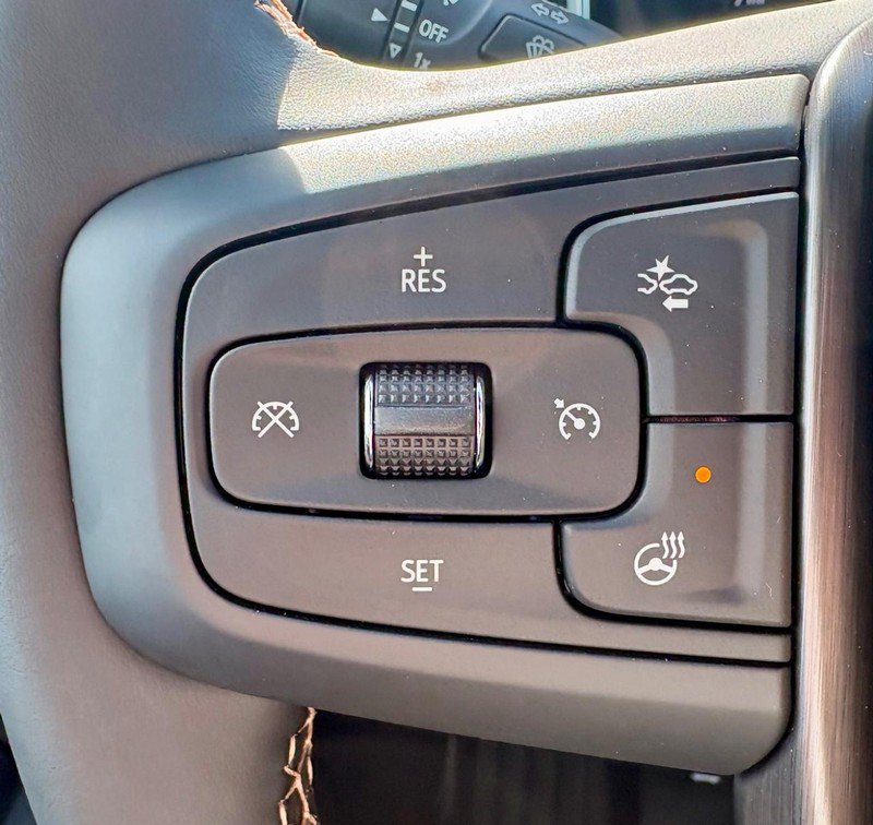 New 2026 GMC Sierra 2500 AT4 w/ AT4 Premium Plus Package AWD/4WD image 23