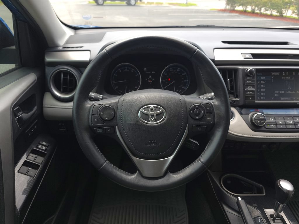 Used 2016 Toyota RAV4 Limited FWD image 20