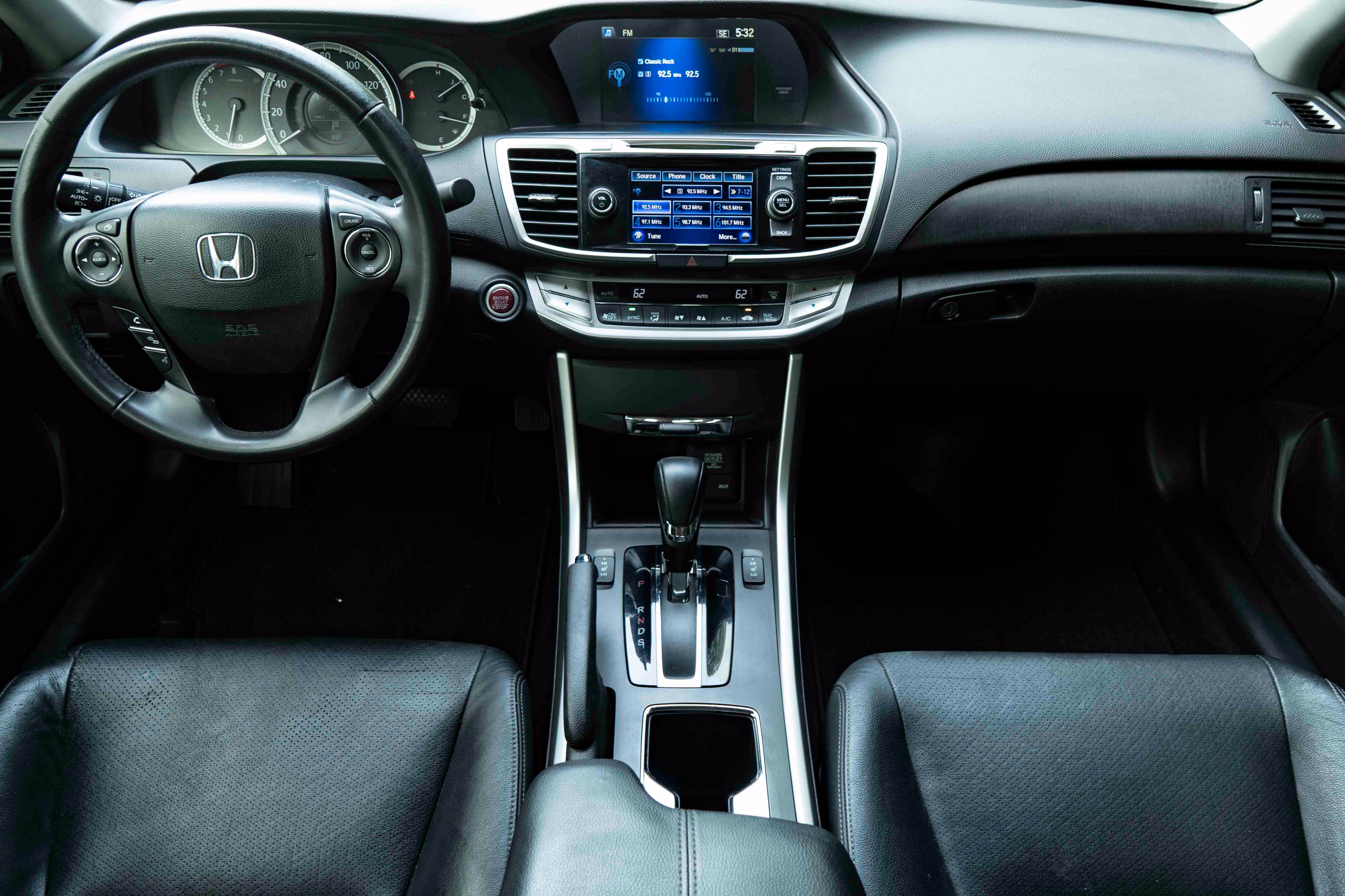 Used 2015 Honda Accord EX-L image 27