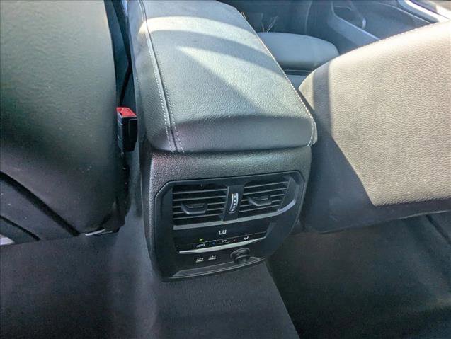 Used 2019 BMW 330i Sedan w/ Premium Package image 18