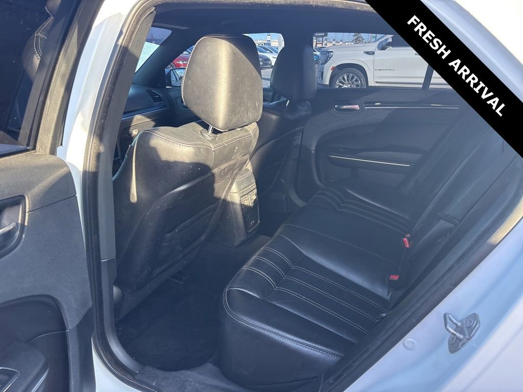 Used 2019 Chrysler 300 S image 13