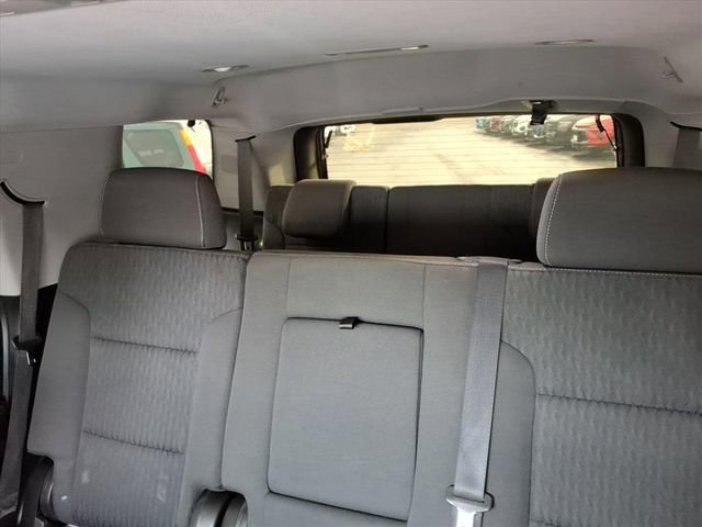 Used 2020 GMC Yukon SLE w/ SLE Value Package AWD/4WD image 19
