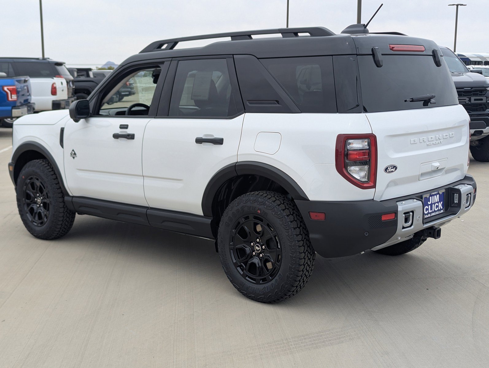 New 2026 Ford Bronco Sport Outer Banks w/ Sasquatch Outer Banks Package AWD/4WD image 4
