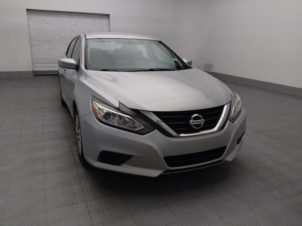 Used 2018 Nissan Altima 2.5 S FWD image 14