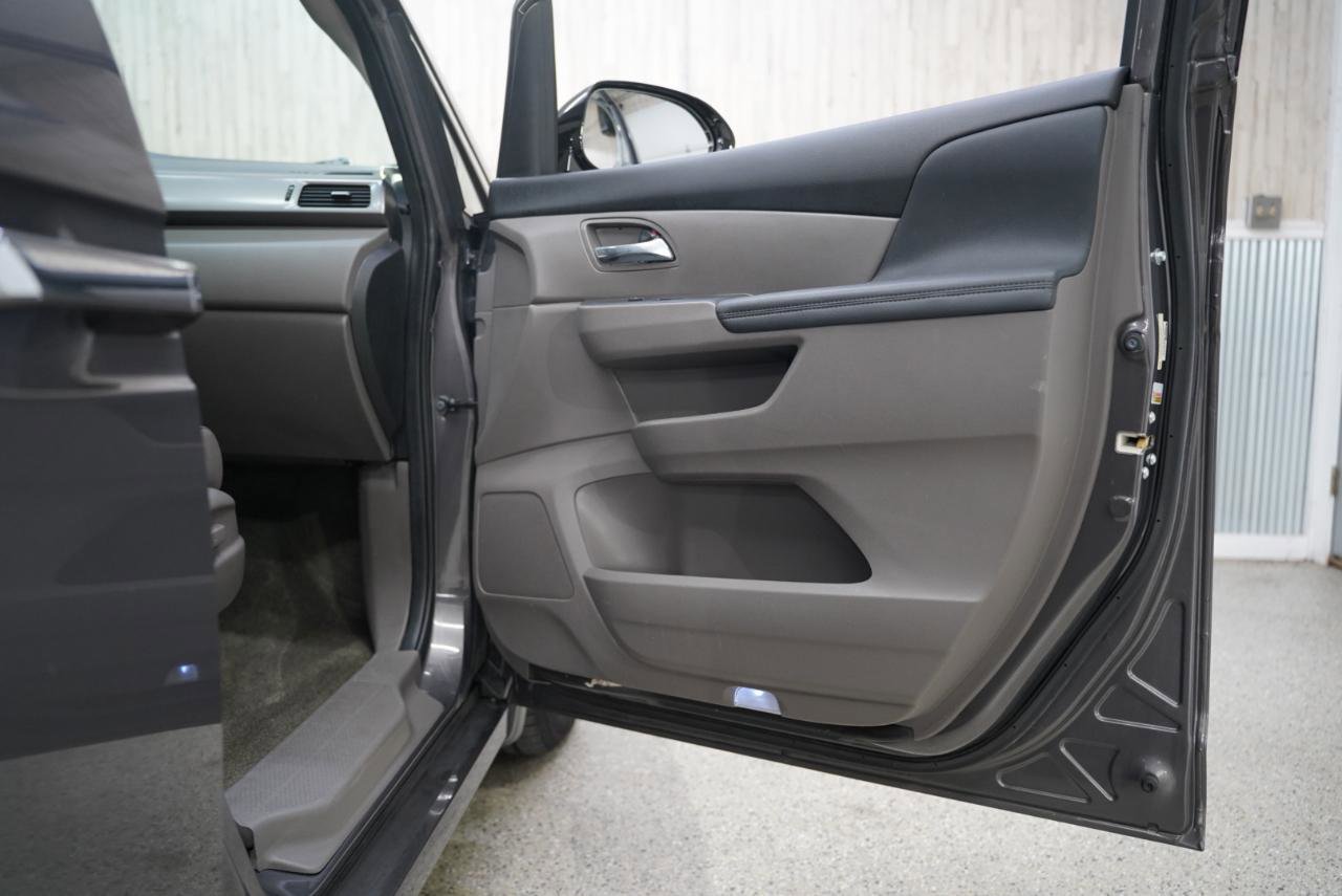Used 2016 Honda Odyssey Touring image 30