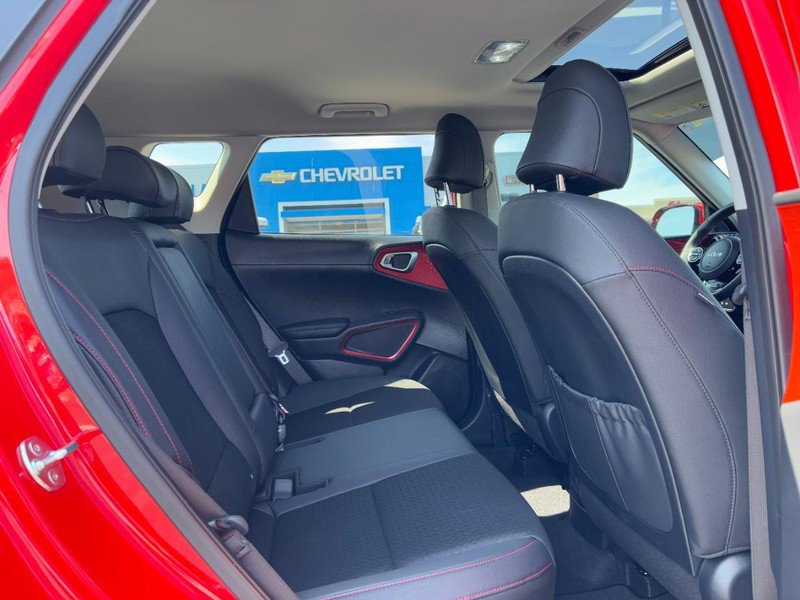 Used 2025 Kia Soul GT-Line w/ GT-Line Technology Package image 10