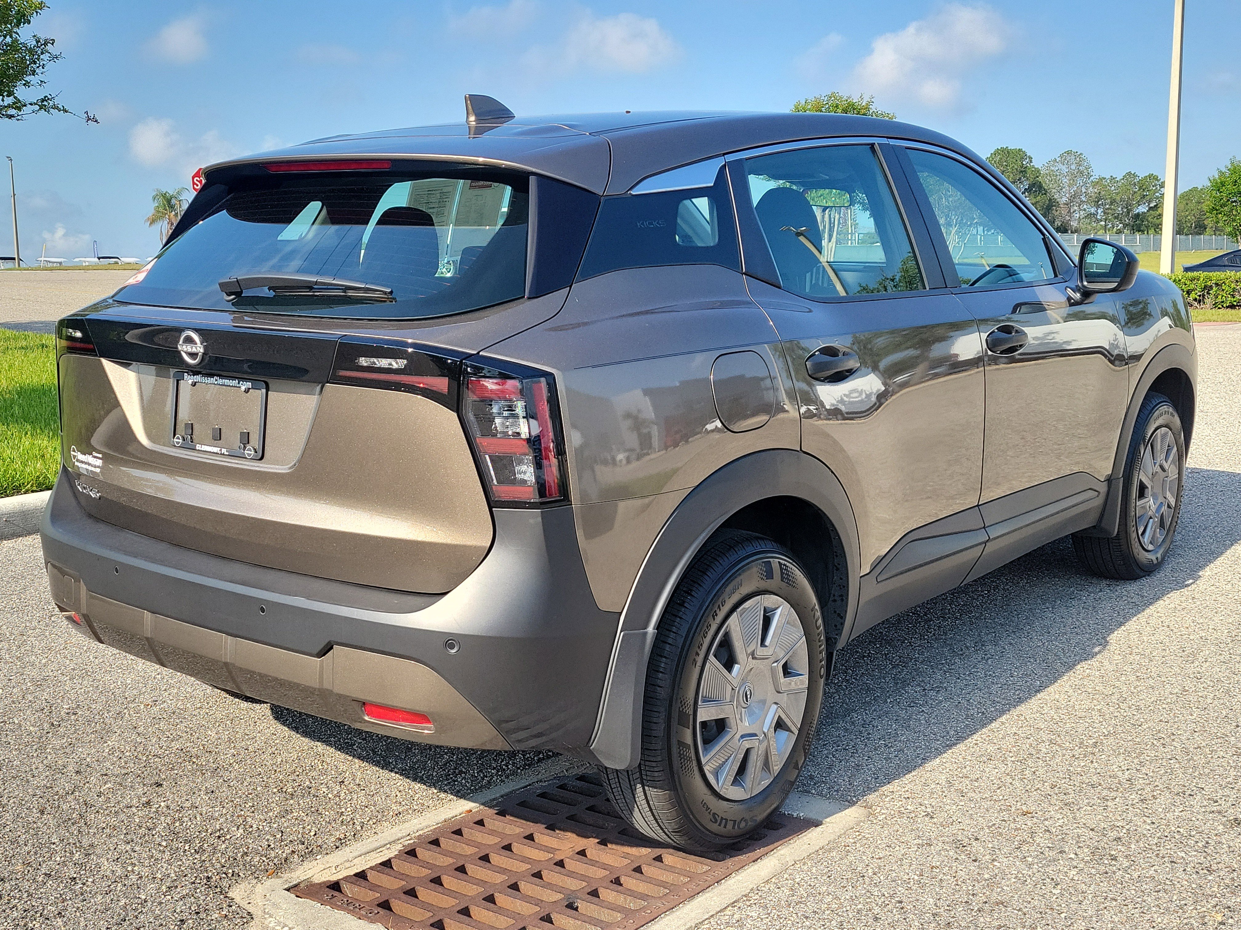 Certified 2025 Nissan Kicks S FWD image 5