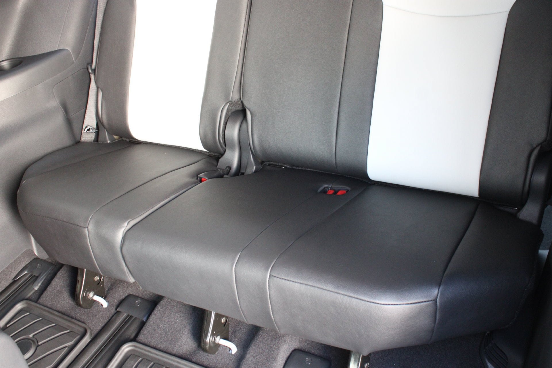 New 2026 Toyota Sienna XSE FWD image 21