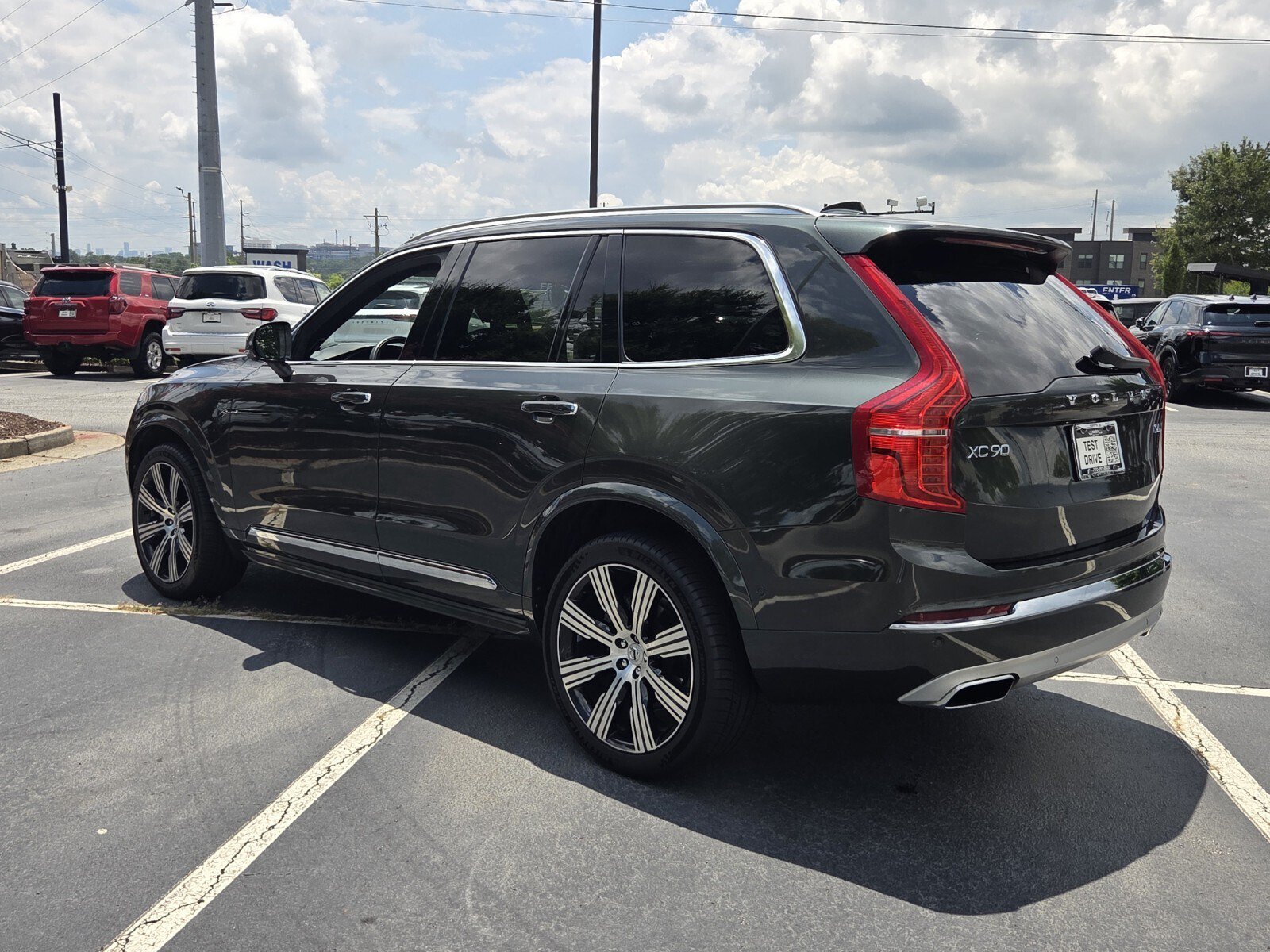 Used 2021 Volvo XC90 T6 Inscription w/ Lounge Package AWD/4WD image 8