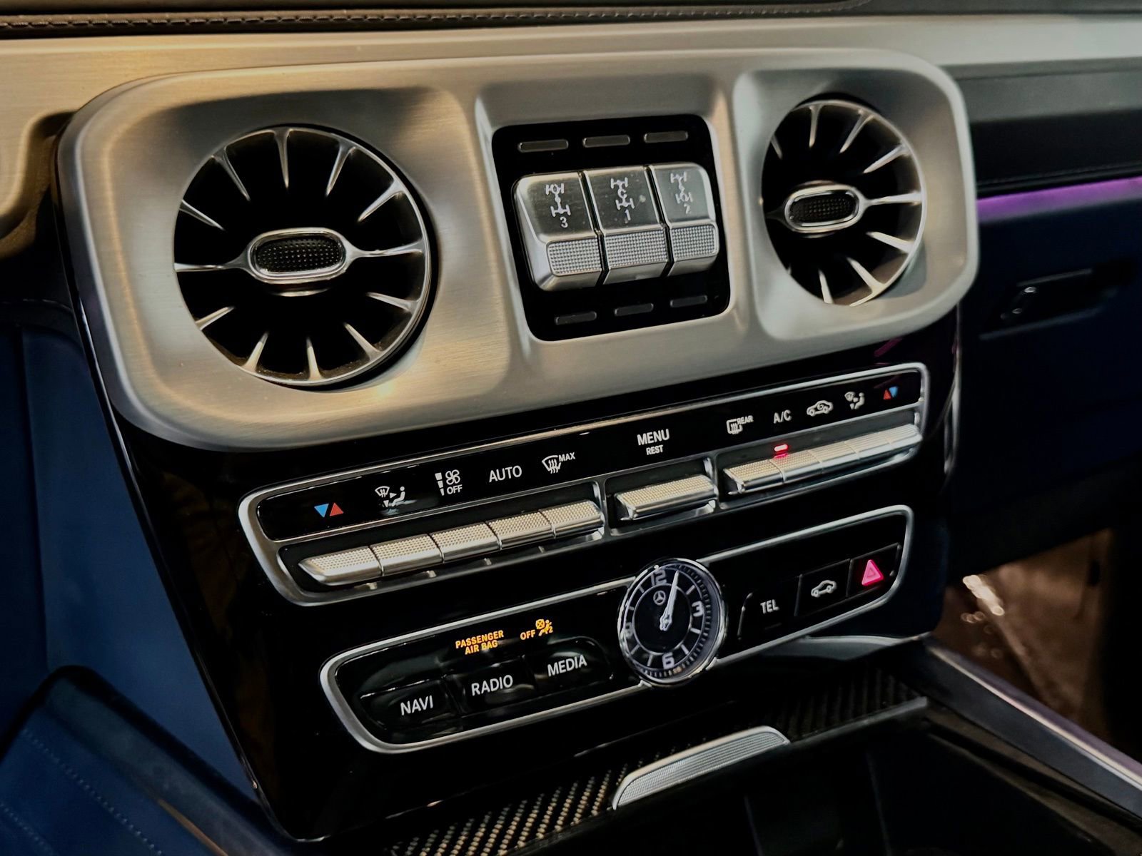 Used 2021 Mercedes-Benz G 550 image 32