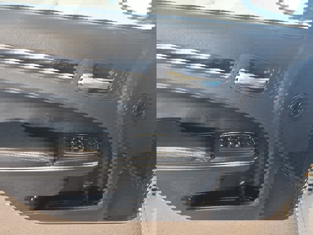 Used 2021 Chrysler 300 S image 15