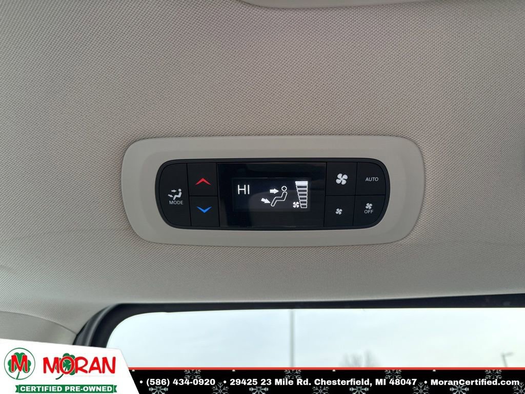 Used 2017 Chrysler Pacifica Touring Plus image 28