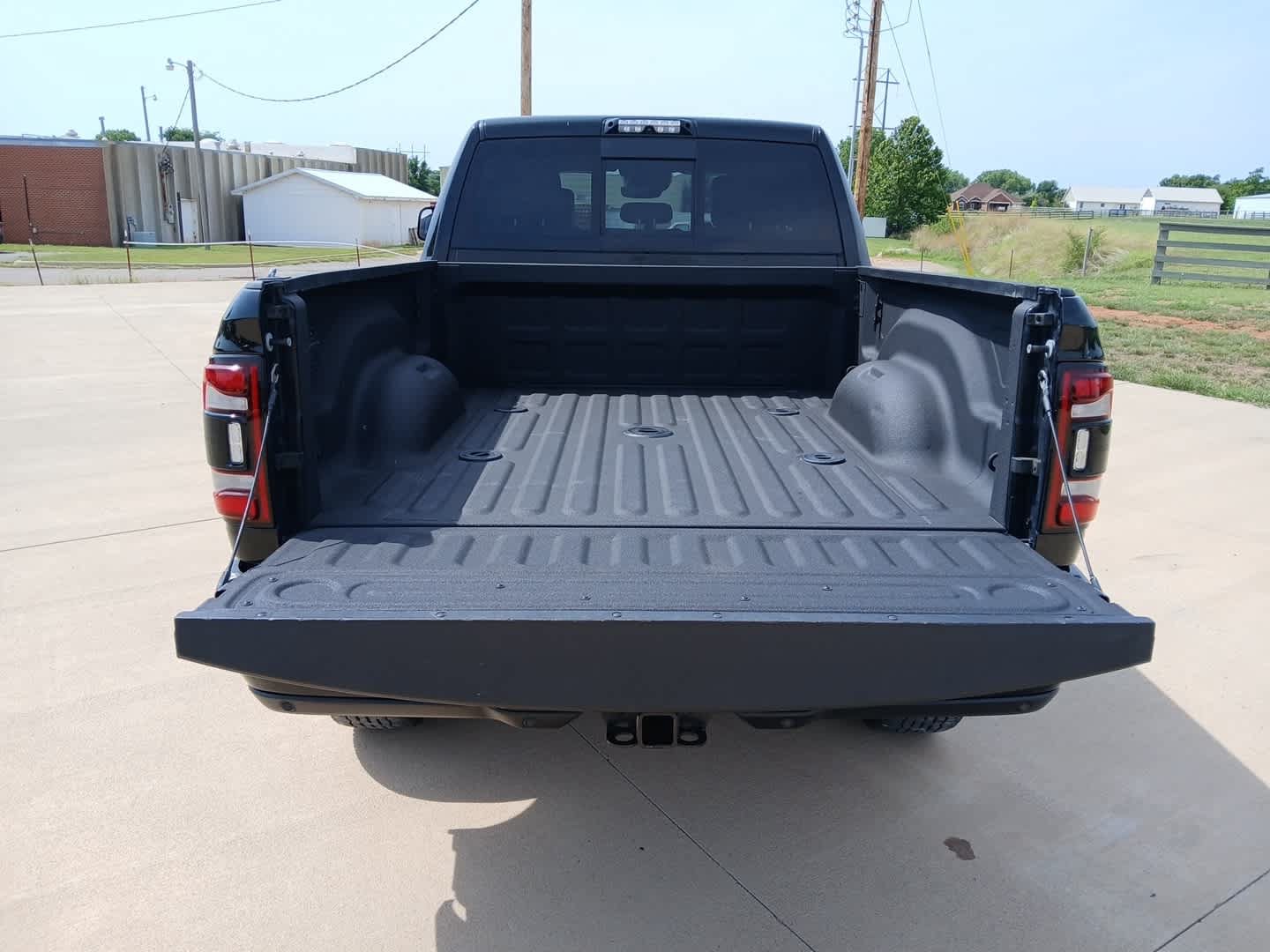 Used 2020 RAM 2500 Limited AWD/4WD image 5