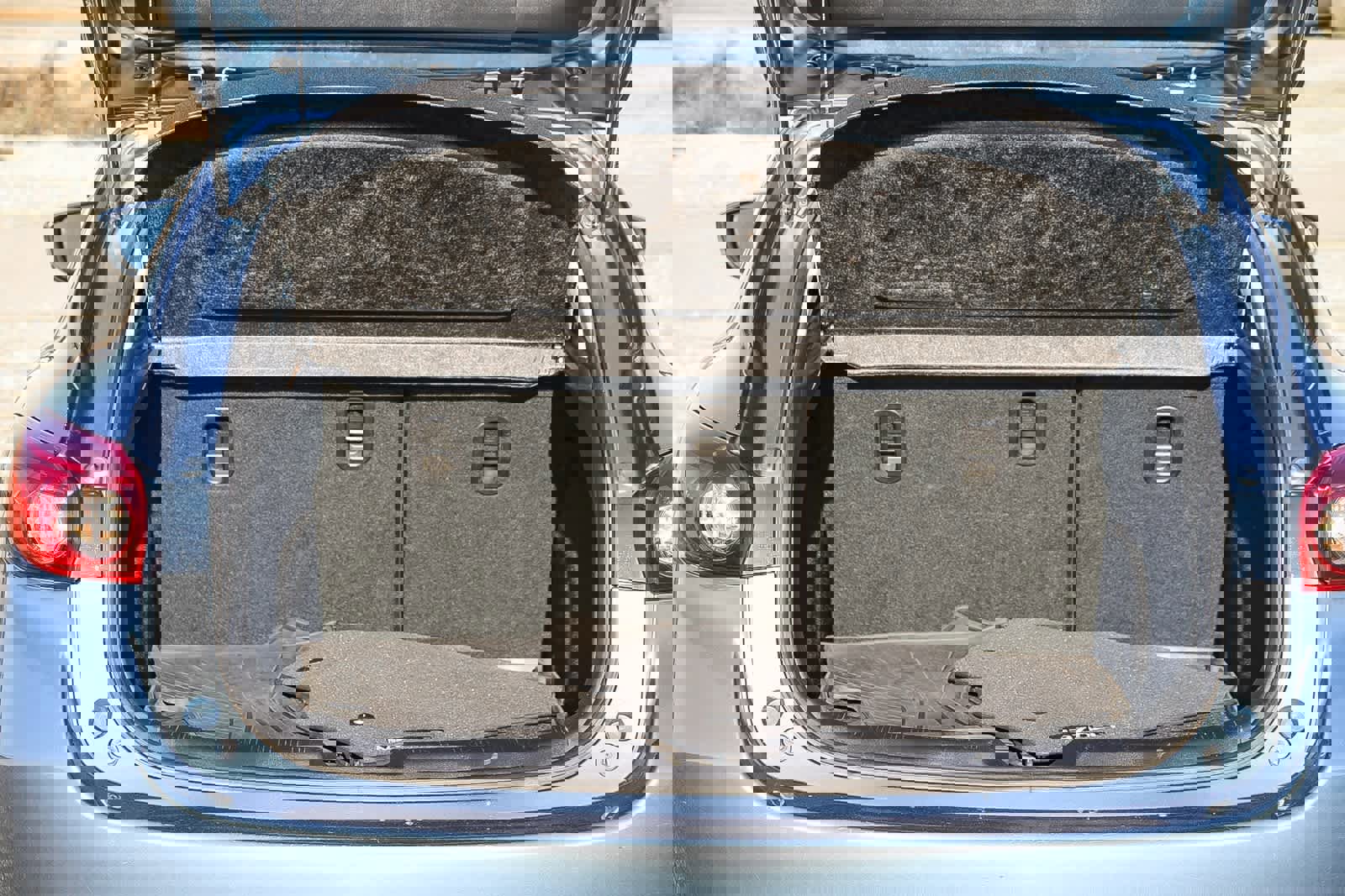 Used 2016 MAZDA MAZDA3 i Sport w/ Preferred Equipment Package image 24