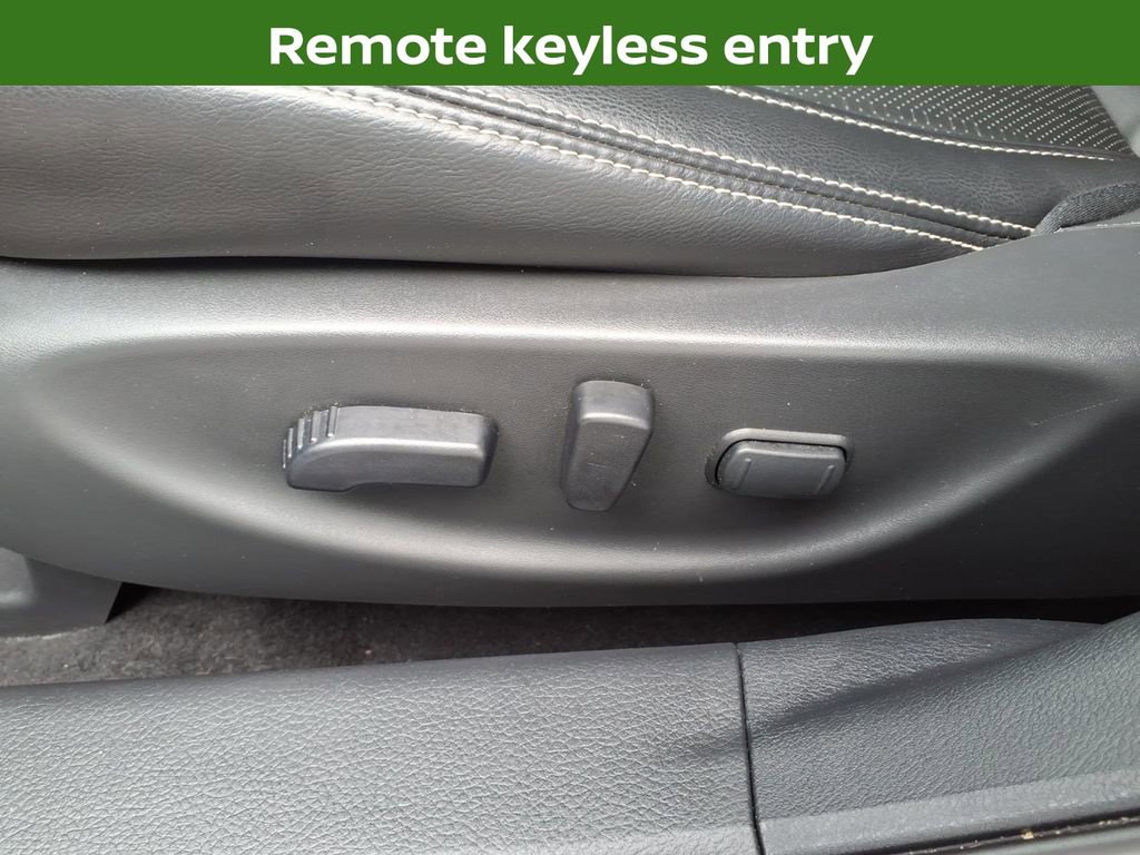 Used 2022 Nissan Maxima SV w/ Floor Mat Group FWD image 28
