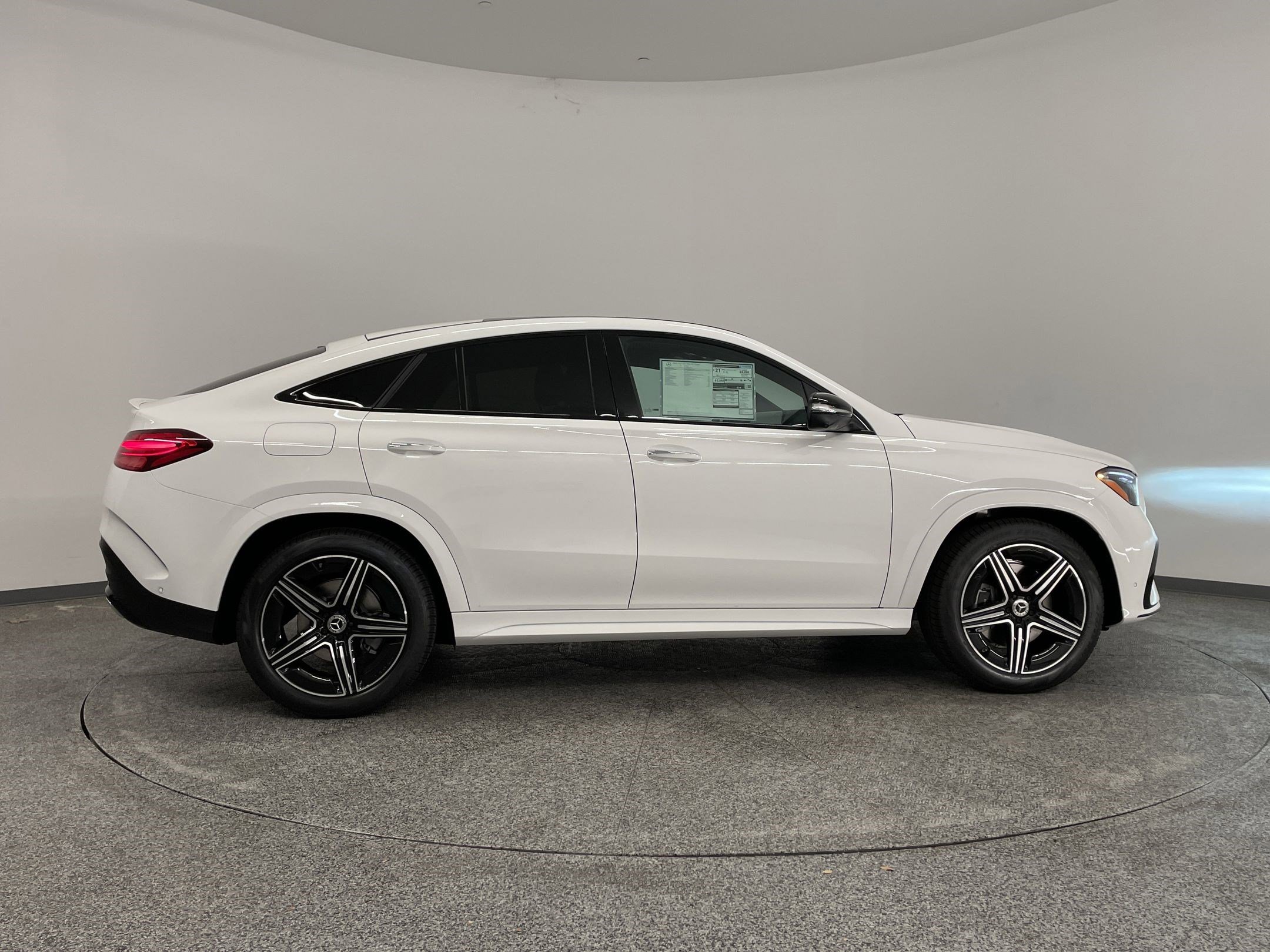 New 2026 Mercedes-Benz GLE 450 4MATIC Coupe image 3