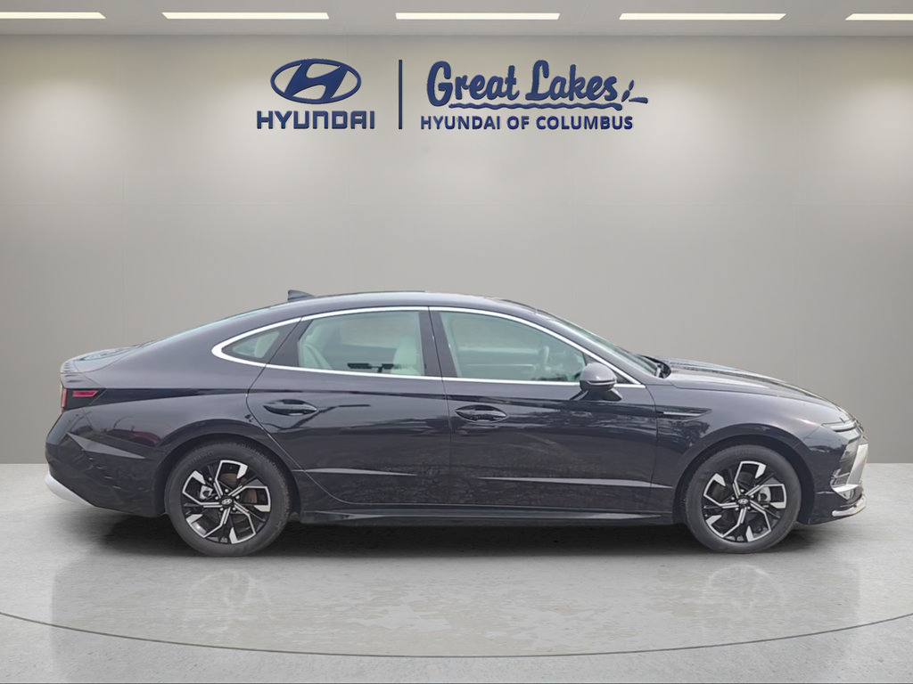 Used 2025 Hyundai Sonata SEL FWD image 5