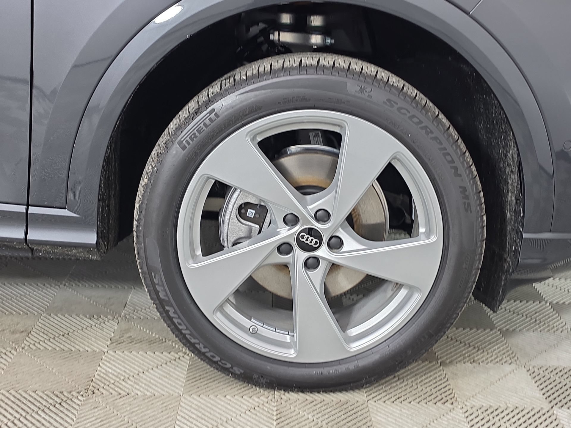 New 2026 Audi Q5 Premium Plus AWD/4WD image 8