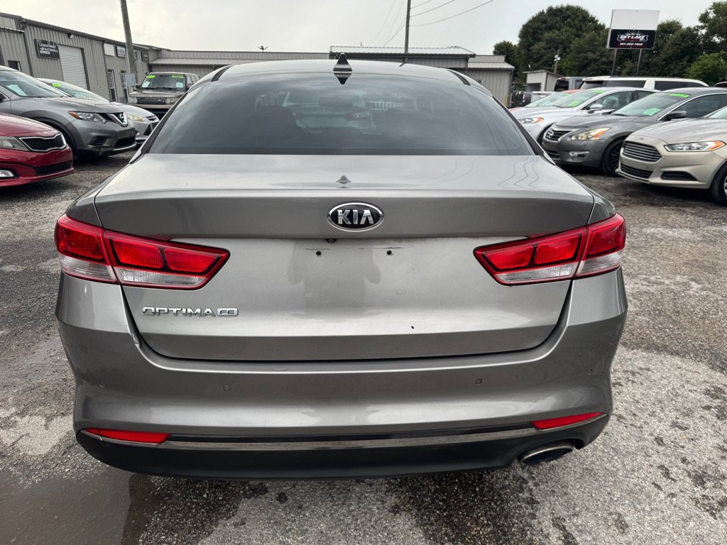 Used 2017 Kia Optima LX w/ Convenience Plus Package FWD image 17