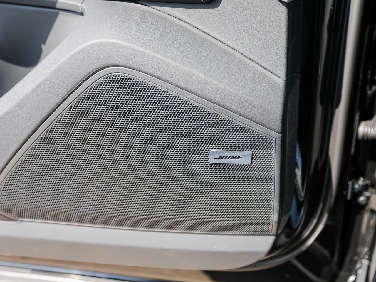 New 2026 Porsche Cayenne S image 22