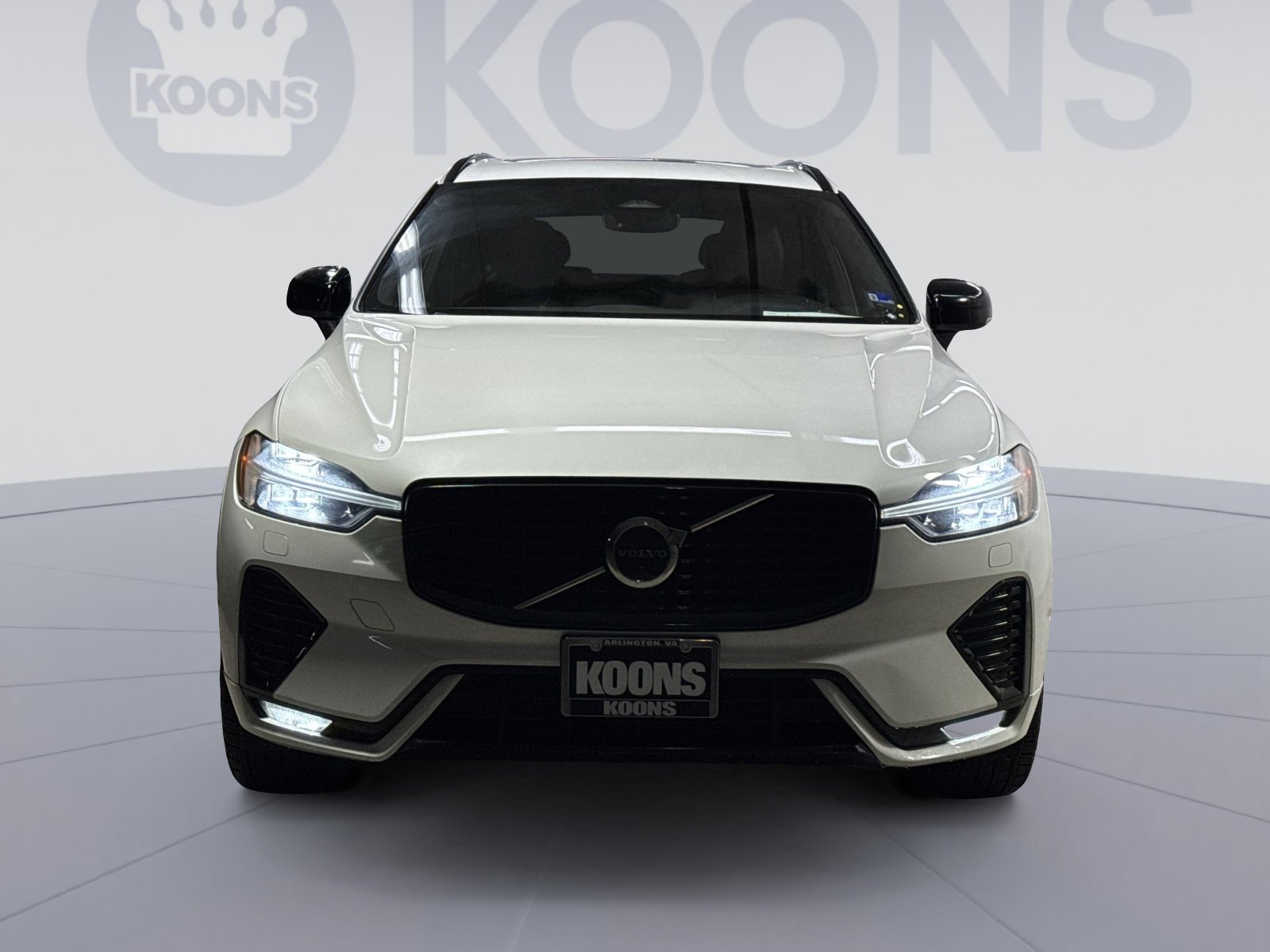 Used 2023 Volvo XC60 B5 Plus w/ Climate Package image 15