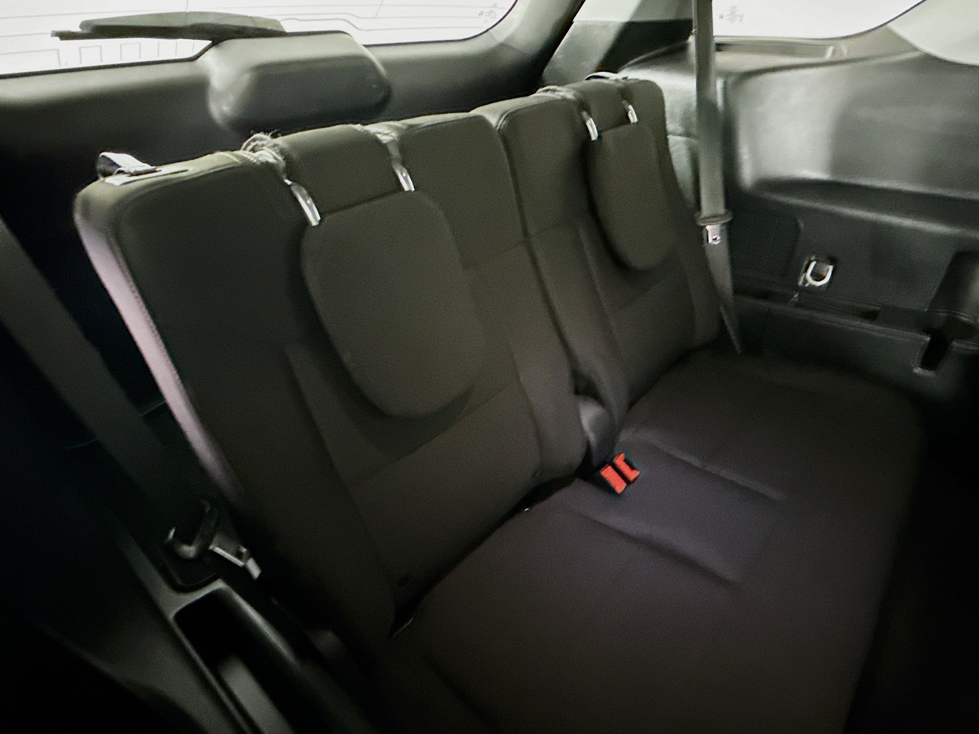 Used 2023 Ford Explorer XLT RWD image 33