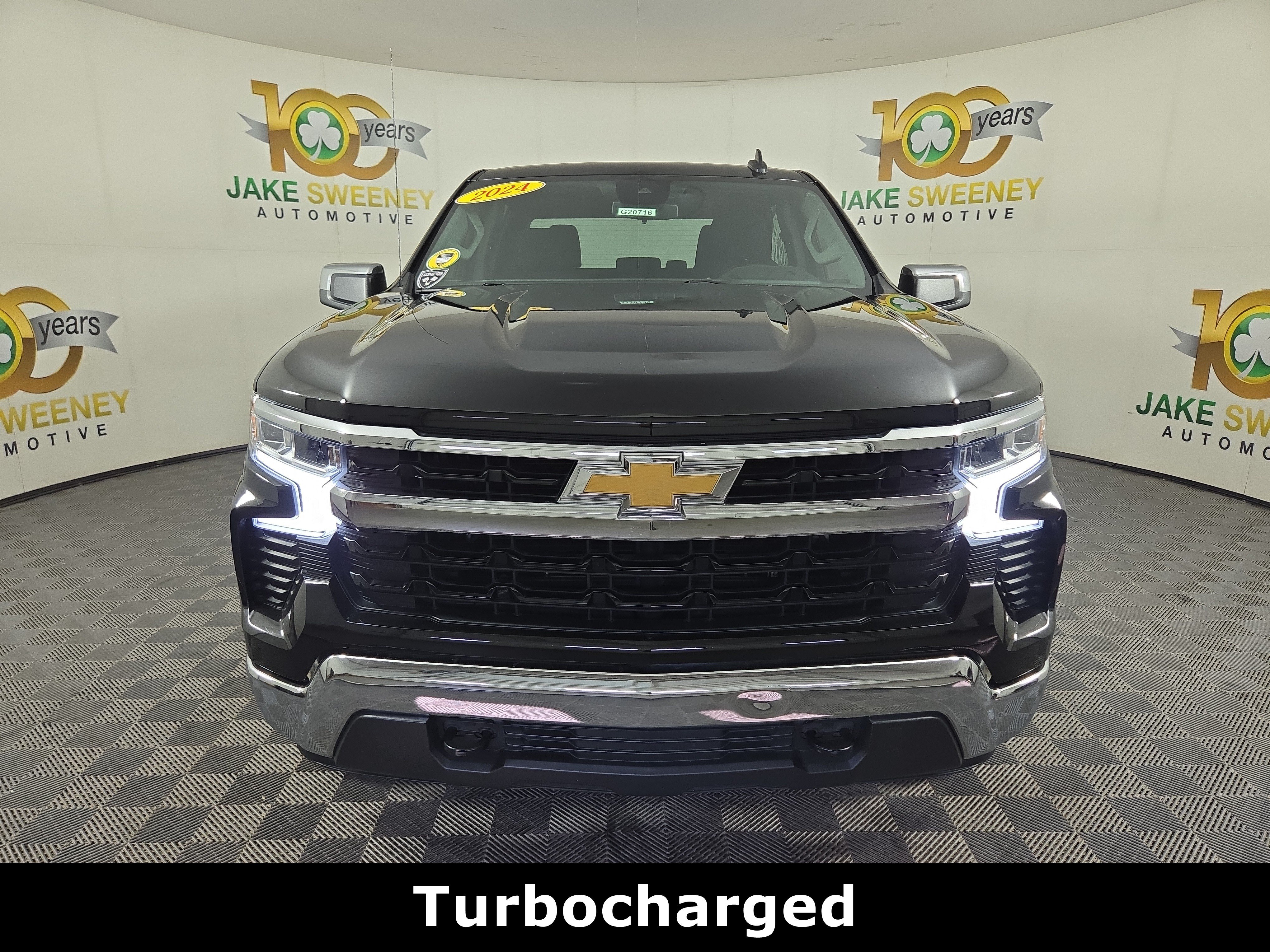 Certified 2023 Chevrolet Silverado 1500 LT AWD/4WD image 2