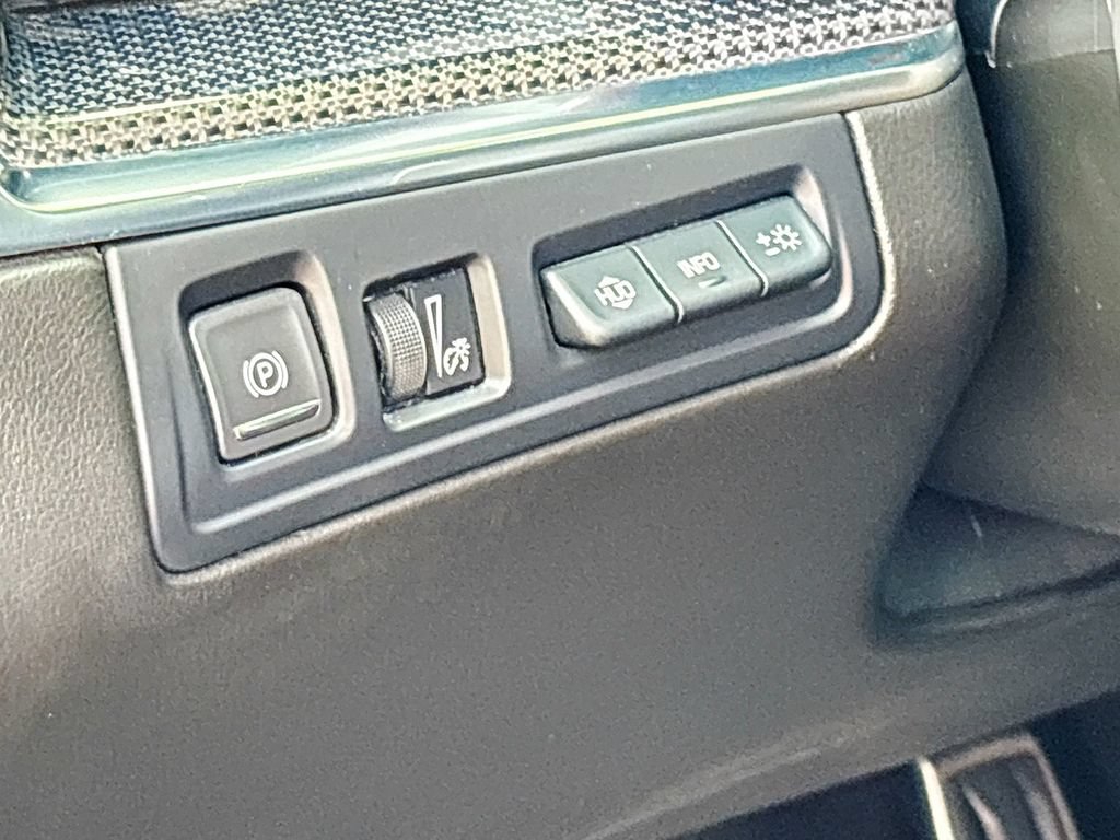 Used 2024 Cadillac XT5 Sport AWD/4WD image 10