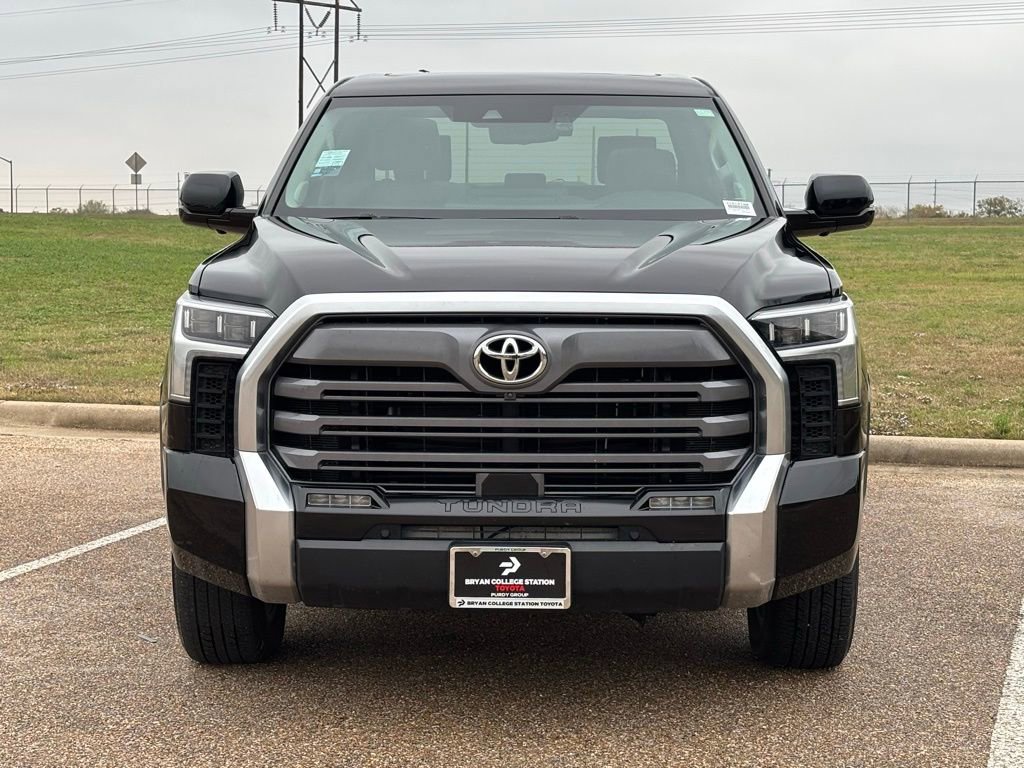Used 2023 Toyota Tundra Limited image 3