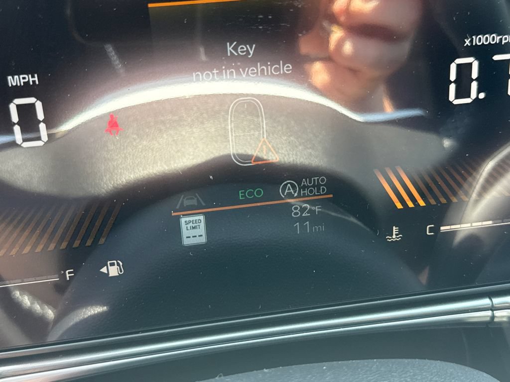 Certified 2025 Kia Sorento S w/ Panoramic Sunroof Package FWD image 27