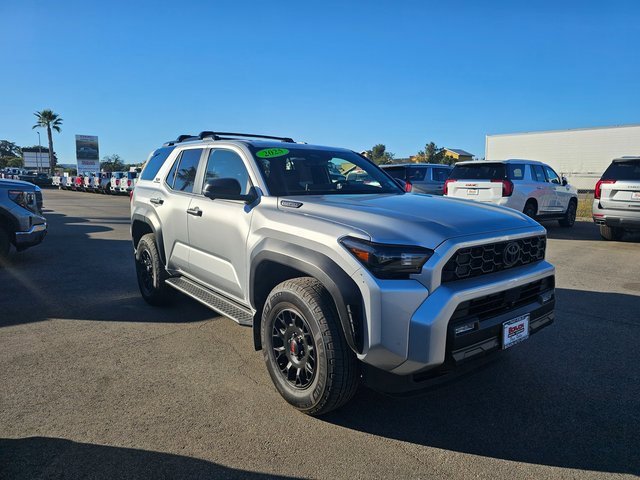 Used 2025 Toyota 4Runner TRD Off-Road Premium image 5