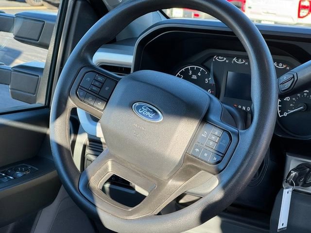 Used 2024 Ford F250 XL w/ XL Chrome Package image 12