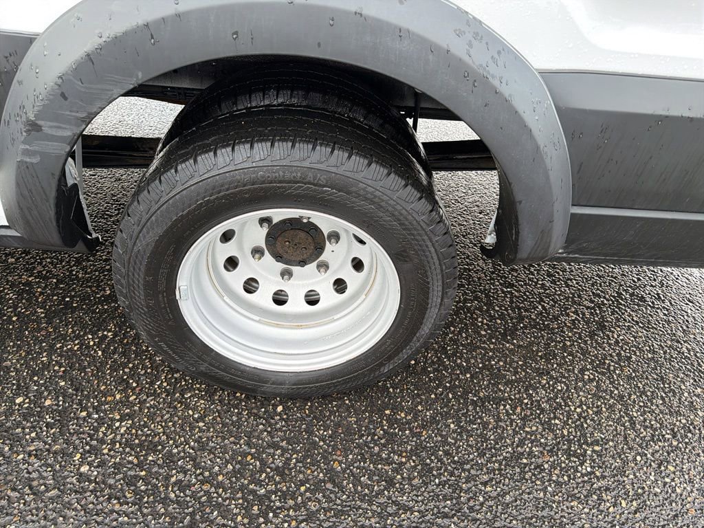 Used 2024 Ford Transit 350 XLT image 13