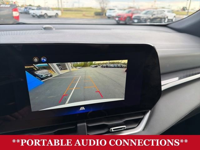 Used 2025 Chevrolet Equinox LT image 15