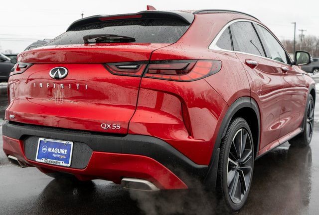 Used 2023 INFINITI QX55 Essential image 6