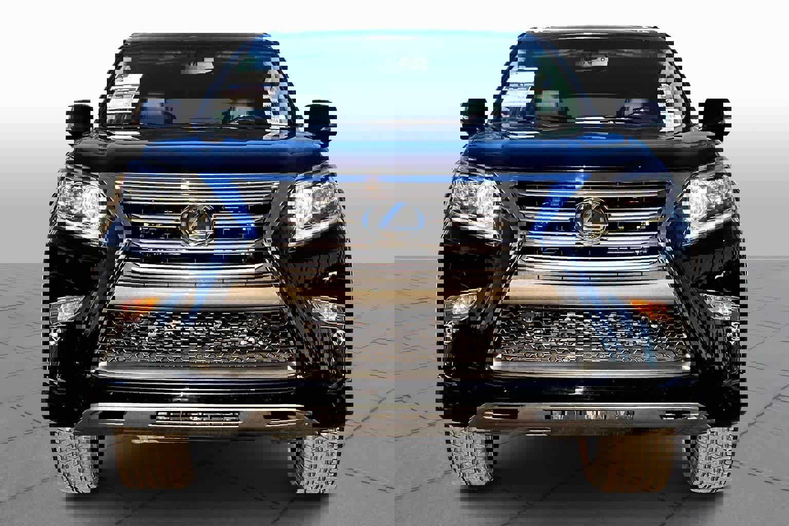 Used 2018 Lexus GX 460 Premium image 3