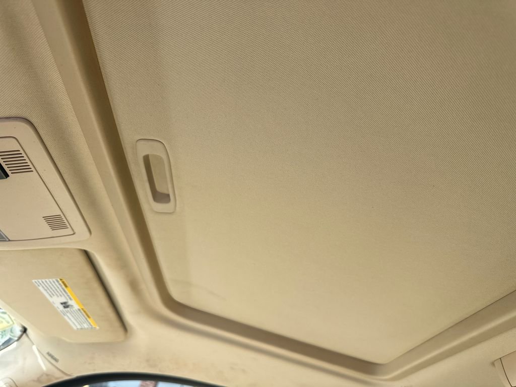 Used 2008 Cadillac Escalade EXT image 22