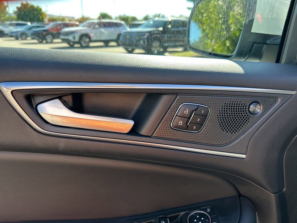 Used 2024 Ford Edge ST w/ Equipment Group 401A image 18