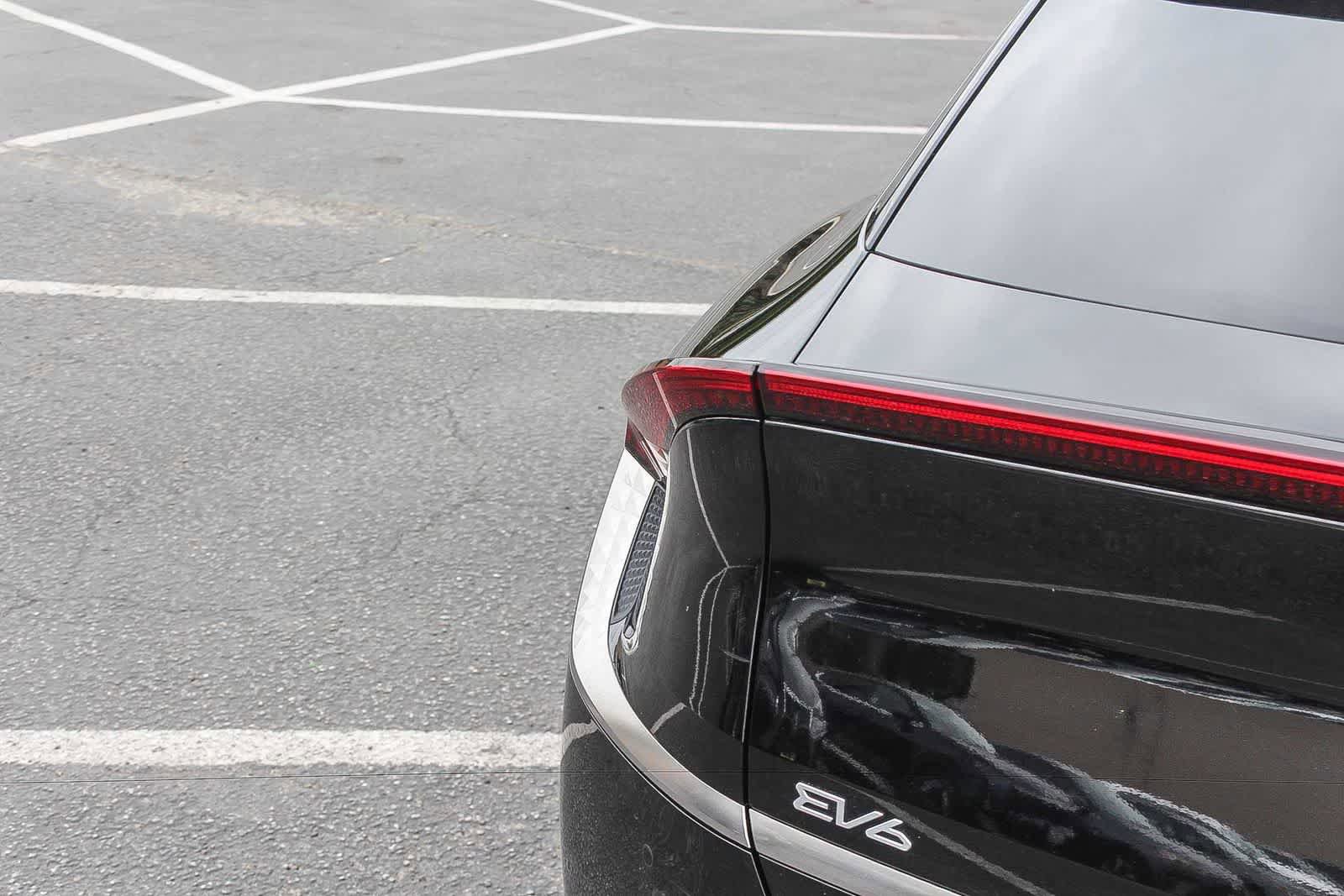 Used 2024 Kia EV6 Wind w/ Wind Technology Package RWD image 8