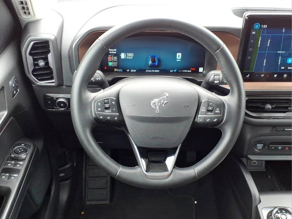 Used 2025 Ford Bronco Sport Outer Banks w/ Outer Banks Tech Package+ AWD/4WD image 21