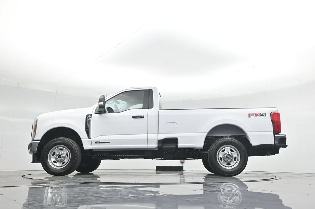 New 2026 Ford F350 XL w/ FX4 Off-Road Package AWD/4WD image 7