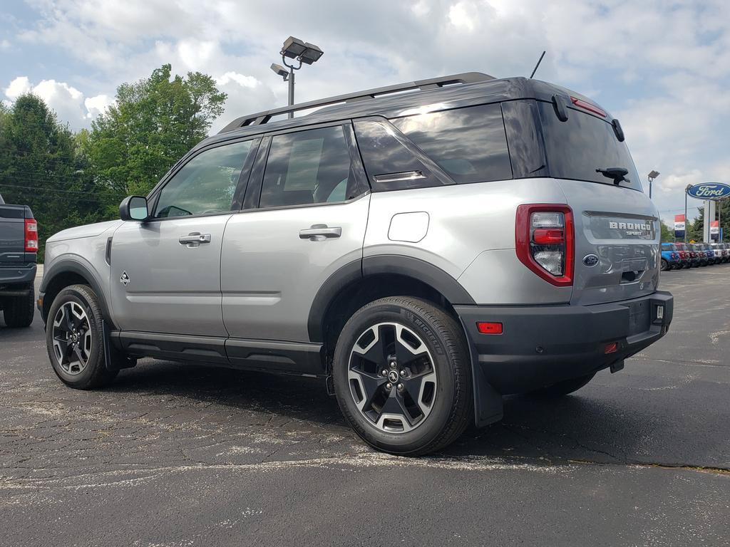 Used 2023 Ford Bronco Sport Outer Banks w/ Tech Package AWD/4WD image 6