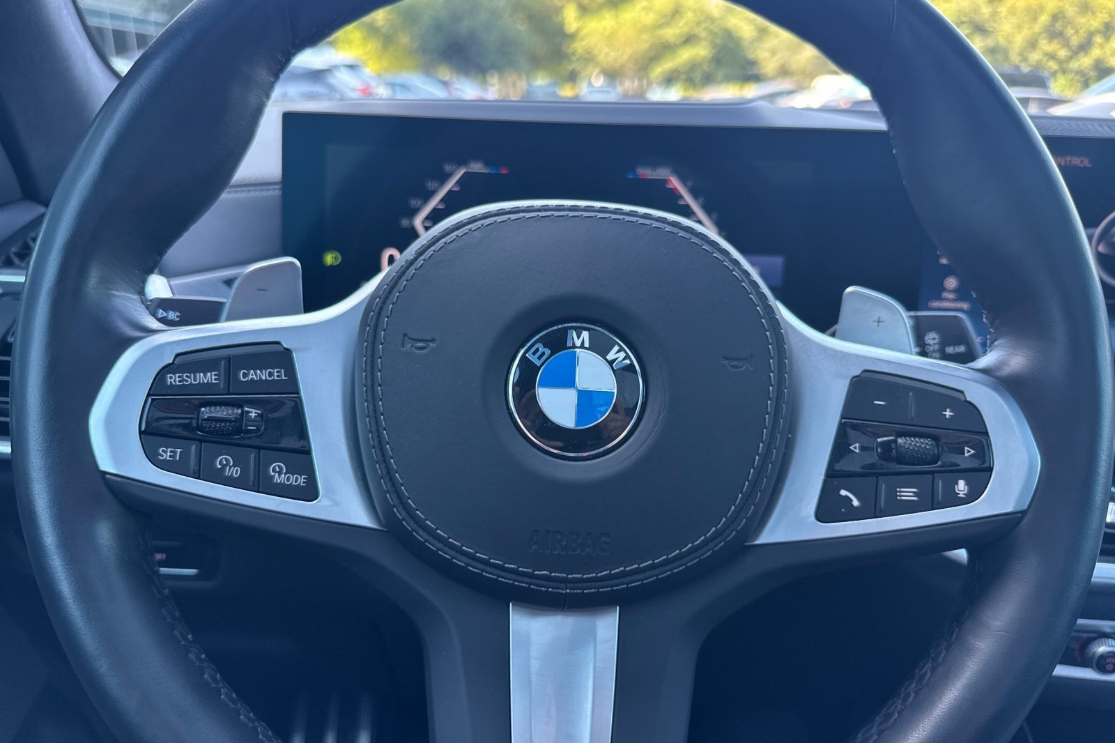 Used 2024 BMW X7 xDrive40i w/ Executive Package AWD/4WD image 31