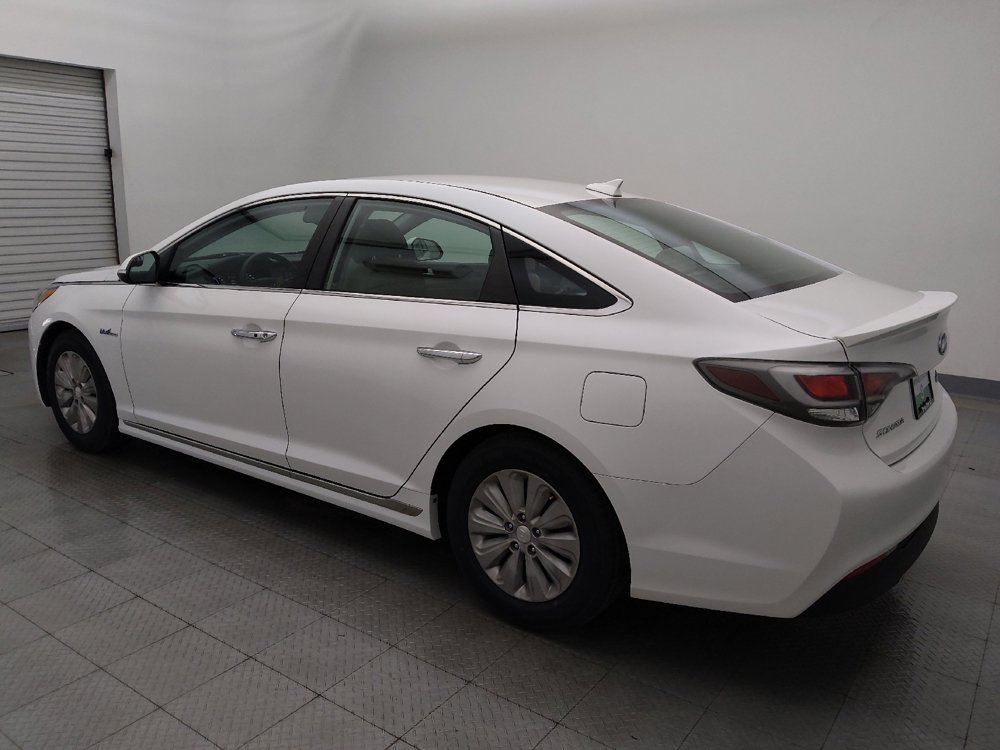 Used 2016 Hyundai Sonata SE image 3