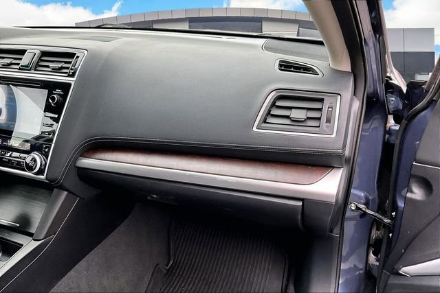 Used 2018 Subaru Outback 2.5i Limited w/ Popular Package #2 image 16